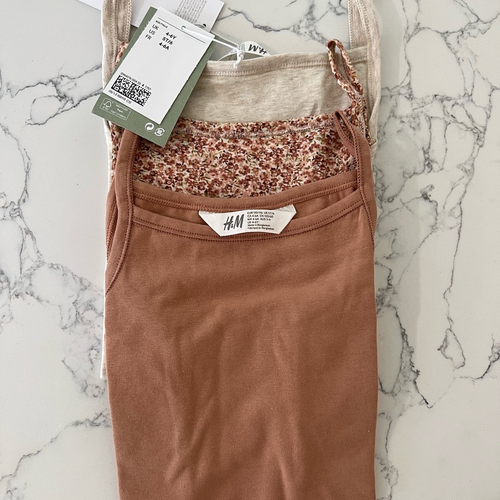Brand new girls’ H&M tanks
